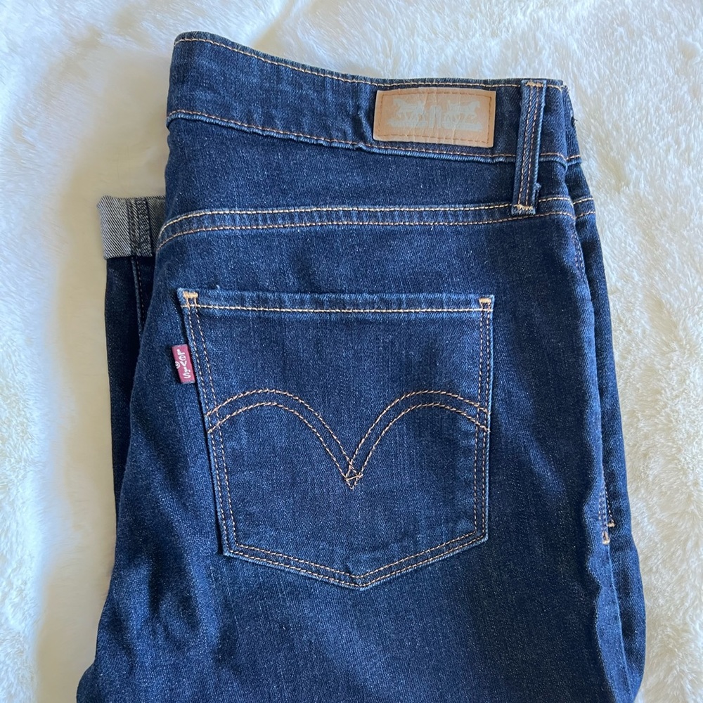 Levi’s Capri Size:6